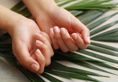 ¿Uñas frágiles? Descubre como fortalecerlas